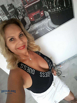 ?Suzi la sexy MILF 70E 30minut 100E 1H?